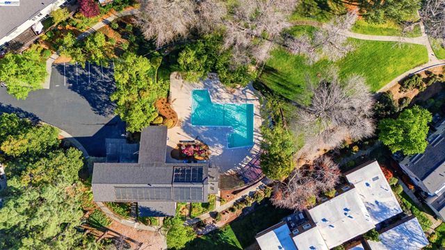 1894 Cannon Dr, Walnut Creek, CA 94597