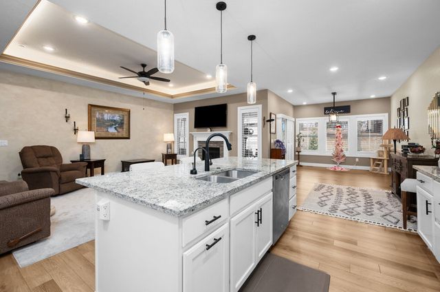 4418 Chestnut Drive 0, Bettendorf, IA 52772