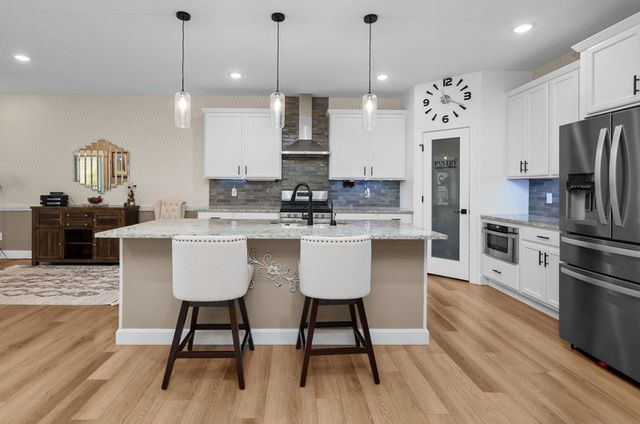 4418 Chestnut Drive 0, Bettendorf, IA 52772