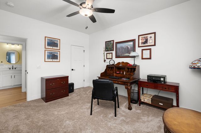 4418 Chestnut Drive 0, Bettendorf, IA 52772