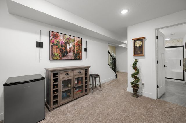 4418 Chestnut Drive 0, Bettendorf, IA 52772