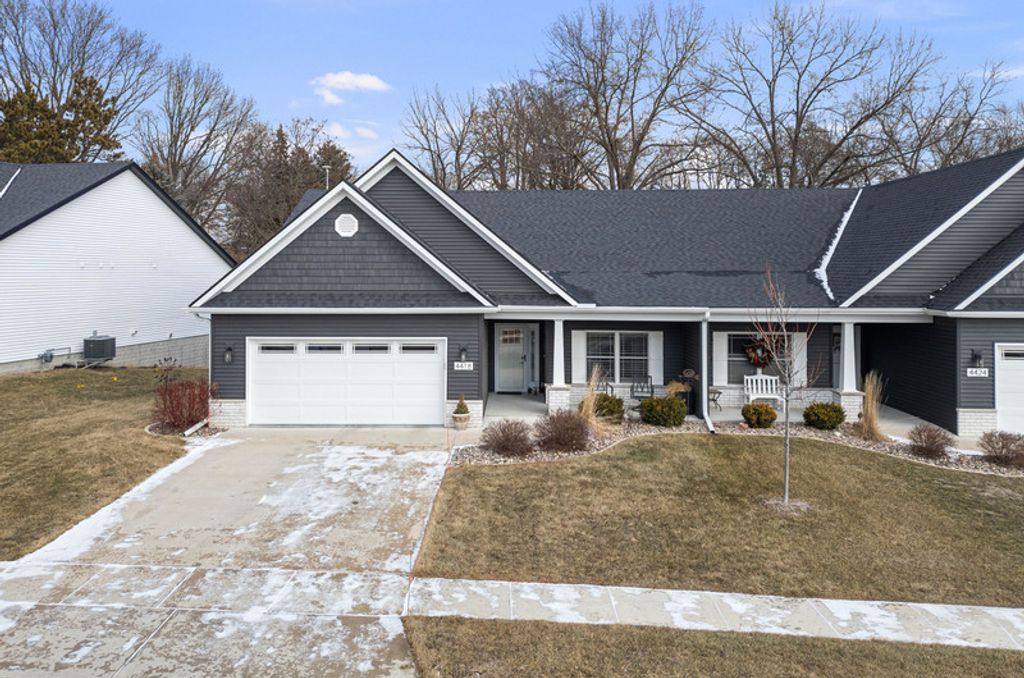 4418 Chestnut Drive 0, Bettendorf, IA 52772