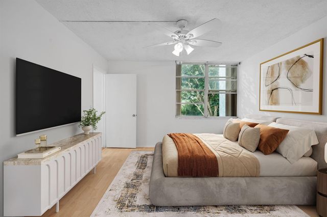 9470 Live Oak Place 204, Davie, FL 33324