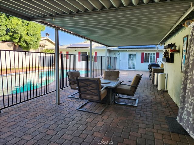 621 E Cypress, Glendora, CA 91741