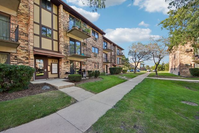 232 Klein Creek Court 4D, Carol Stream, IL 60188