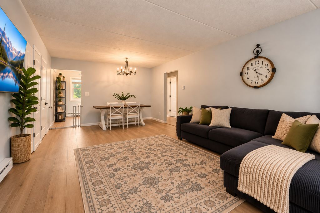 232 Klein Creek Court 4D, Carol Stream, IL 60188 — photo 2