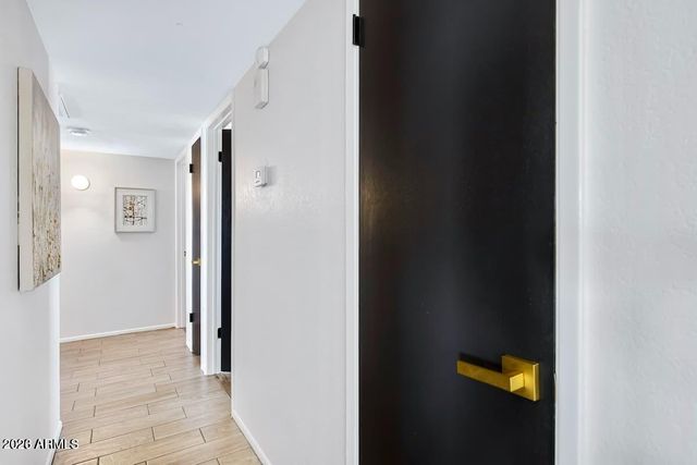 945 E LILAC Drive, Tempe, AZ 85288