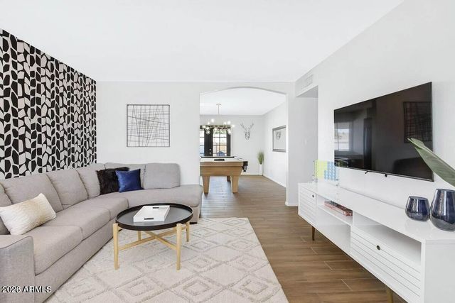 945 E LILAC Drive, Tempe, AZ 85288