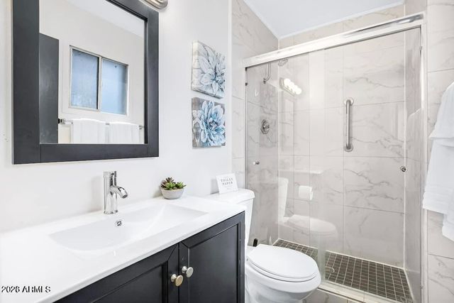 945 E LILAC Drive, Tempe, AZ 85288