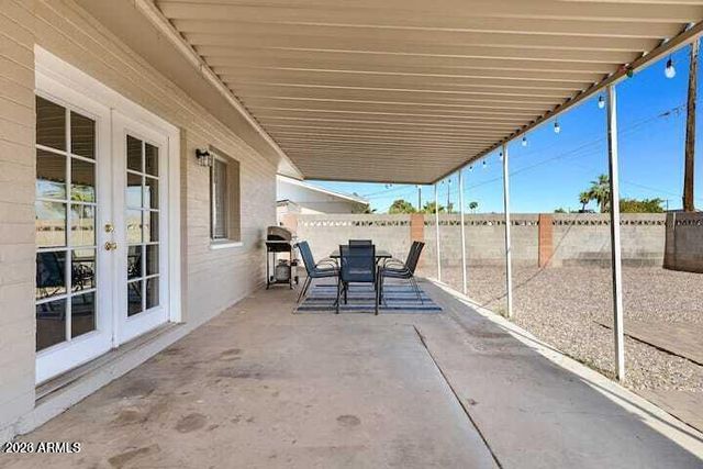 945 E LILAC Drive, Tempe, AZ 85288