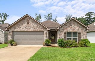 13742 Highland Pointe Dr, Northport, AL 35475