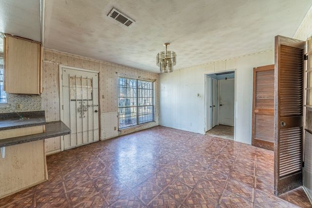 6721 Oleta Drive, Dallas, TX 75217