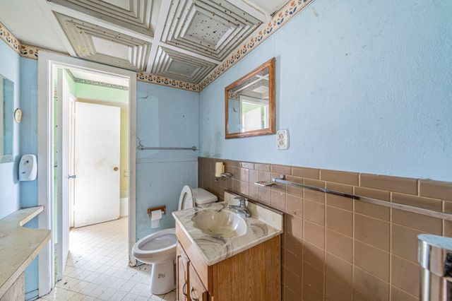 6721 Oleta Drive, Dallas, TX 75217