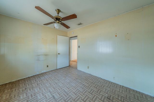 6721 Oleta Drive, Dallas, TX 75217