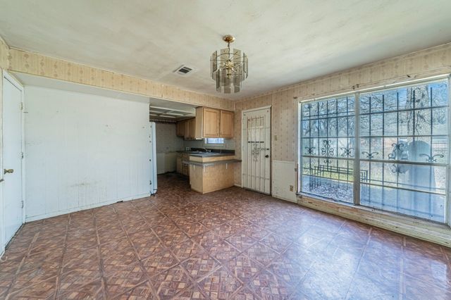 6721 Oleta Drive, Dallas, TX 75217