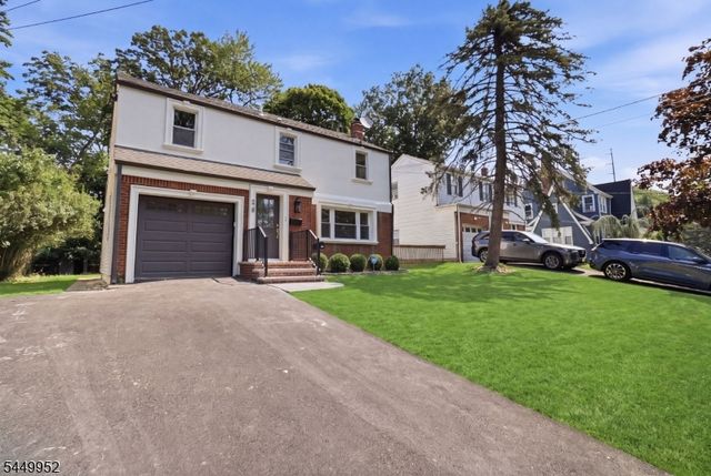 23 Buckingham Rd, West Orange Twp., NJ 07052