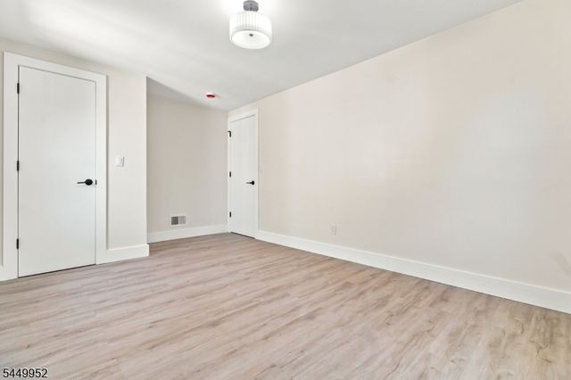 23 Buckingham Rd, West Orange Twp., NJ 07052
