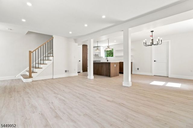 23 Buckingham Rd, West Orange Twp., NJ 07052