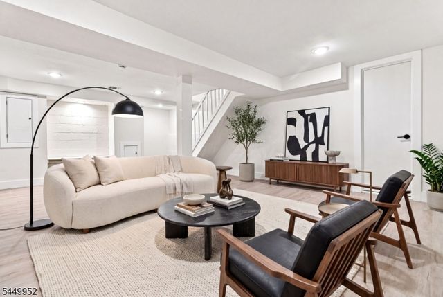 23 Buckingham Rd, West Orange Twp., NJ 07052