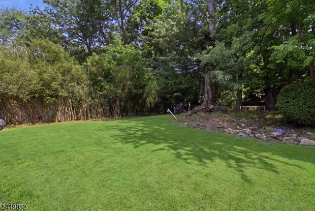 23 Buckingham Rd, West Orange Twp., NJ 07052