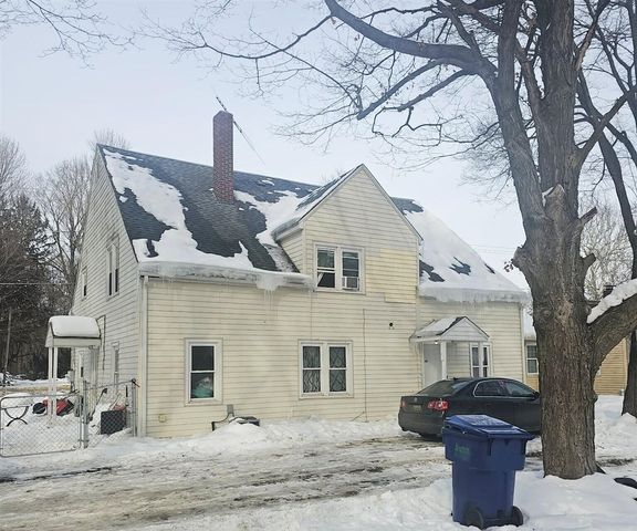 1636 E Britain Avenue, Benton Harbor, MI 49022