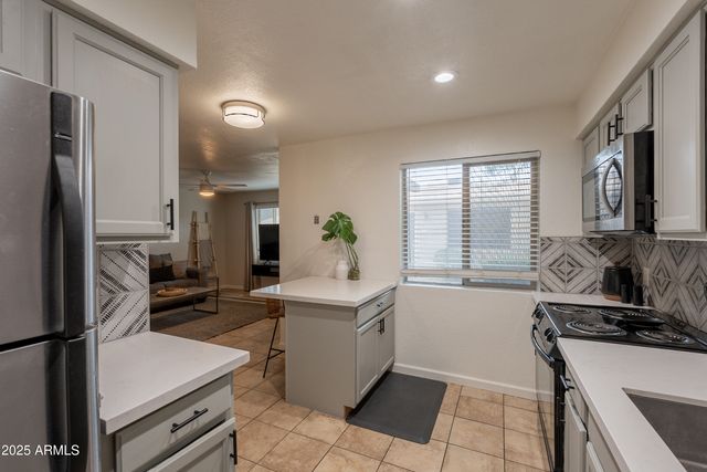 3402 N 32nd Street 163, Phoenix, AZ 85018