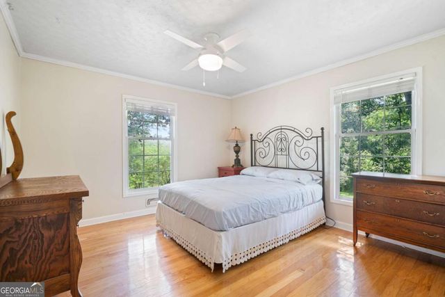 400 Simpson Road NE, White, GA 30184