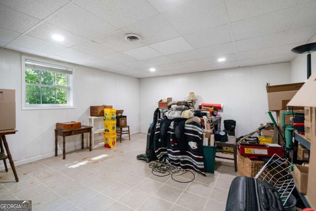 400 Simpson Road NE, White, GA 30184