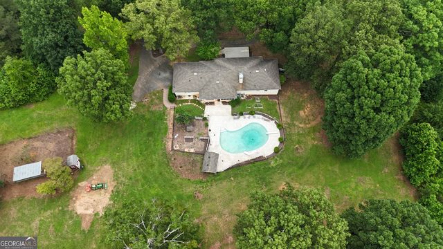400 Simpson Road NE, White, GA 30184