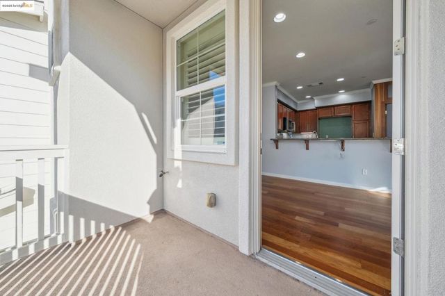 3401 Jetty Dr, Richmond, CA 94804