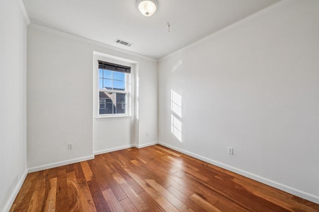 3401 Jetty Dr, Richmond, CA 94804