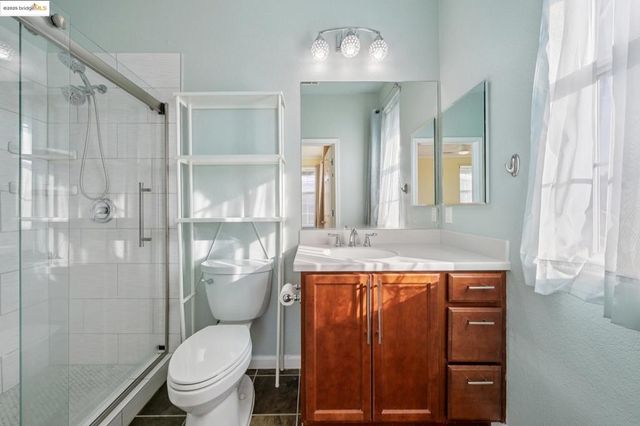 3401 Jetty Dr, Richmond, CA 94804