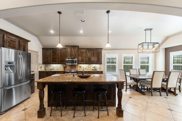 421 Hampshire Drive, Prosper, TX 75078
