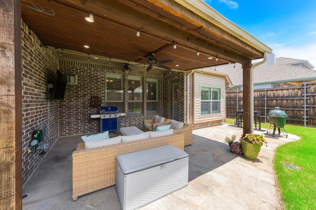 421 Hampshire Drive, Prosper, TX 75078