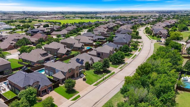 421 Hampshire Drive, Prosper, TX 75078