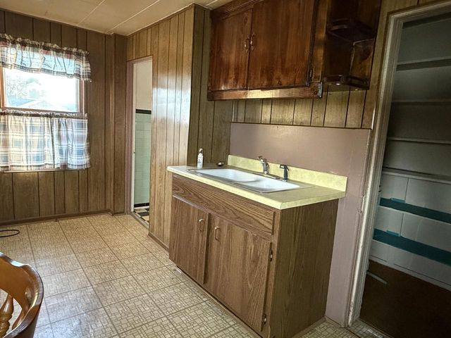 1115 Superior AVENUE, Sheboygan, WI 53081