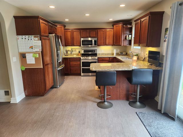 4587 Eastwood Drive, Auburn, MI 48611
