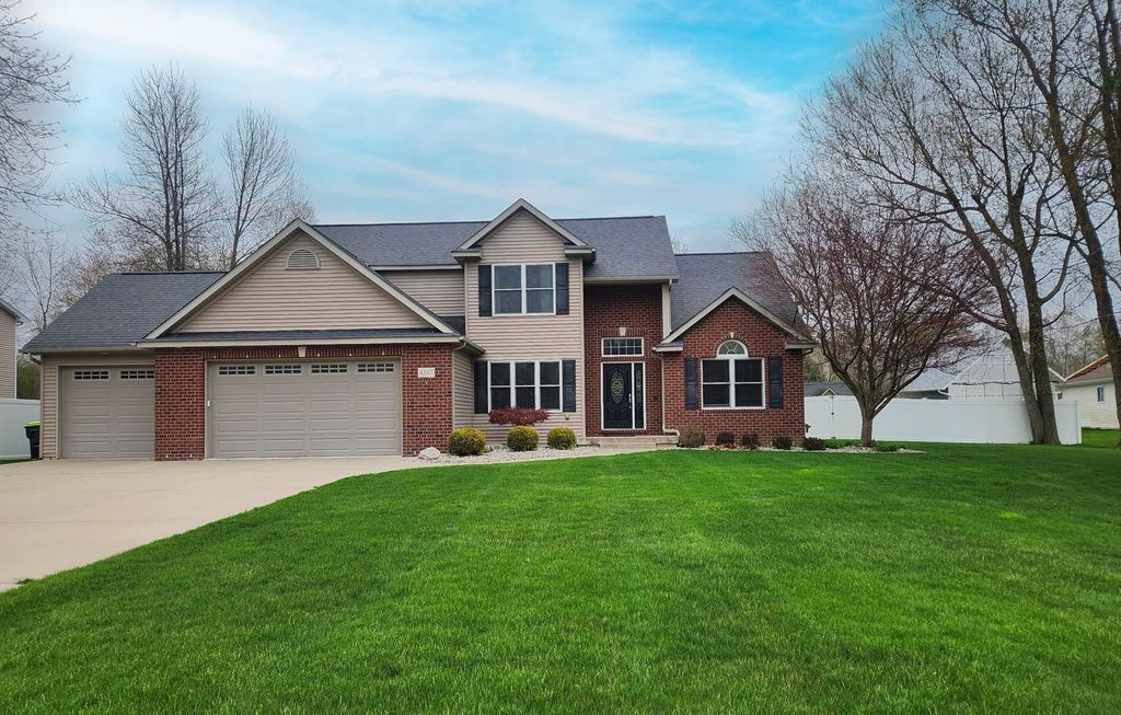 4587 Eastwood Drive, Auburn, MI 48611