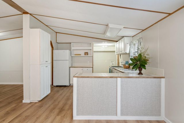 284 E Michaelangelo Road, Defuniak Springs, FL 32433