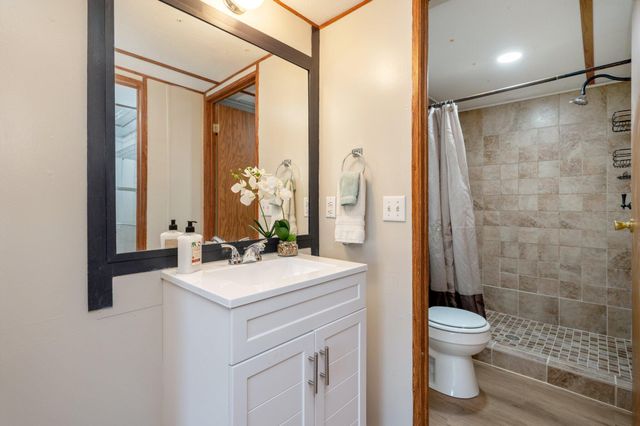 284 E Michaelangelo Road, Defuniak Springs, FL 32433