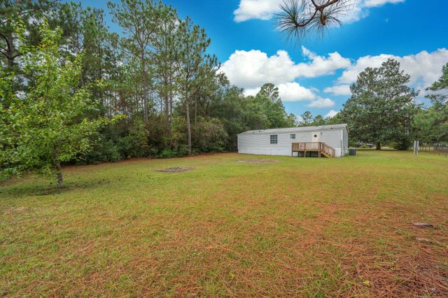 284 E Michaelangelo Road, Defuniak Springs, FL 32433