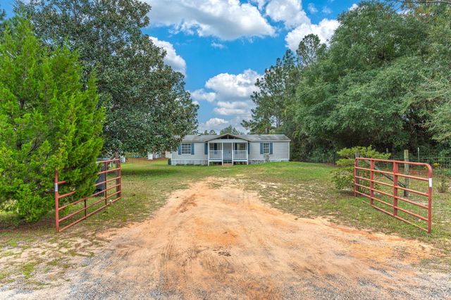284 E Michaelangelo Road, Defuniak Springs, FL 32433