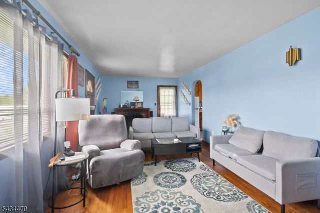 116 S 8Th St, Lopatcong Twp., NJ 08865