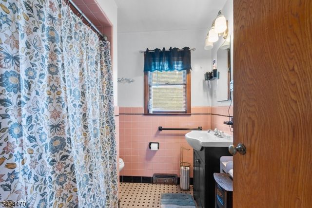116 S 8Th St, Lopatcong Twp., NJ 08865