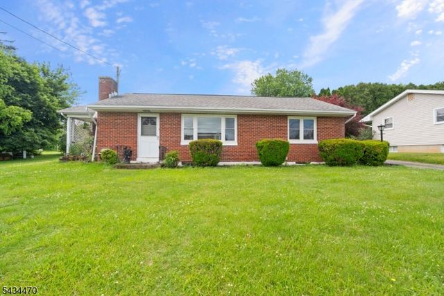 116 S 8Th St, Lopatcong Twp., NJ 08865