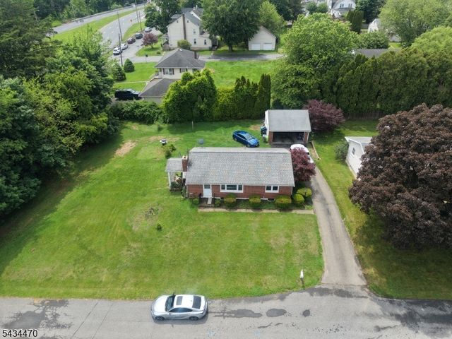 116 S 8Th St, Lopatcong Twp., NJ 08865