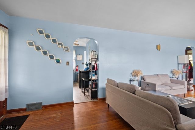 116 S 8Th St, Lopatcong Twp., NJ 08865