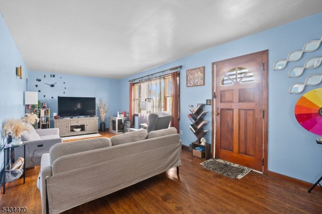 116 S 8Th St, Lopatcong Twp., NJ 08865
