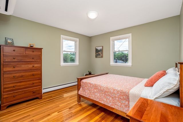 83 Hardy Dr, Leominster, MA 01453