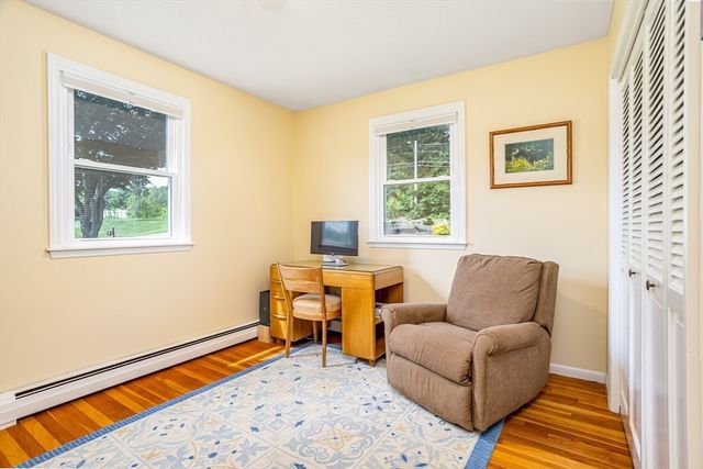 83 Hardy Dr, Leominster, MA 01453